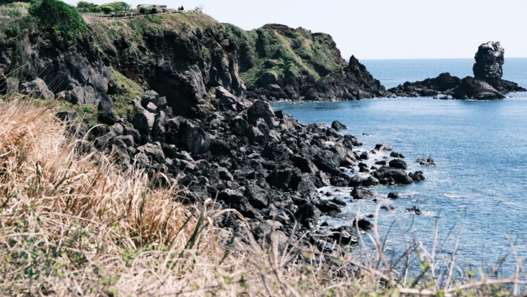 Discover Jeju Island’s Breathtaking Scenic Coastal Road Trips